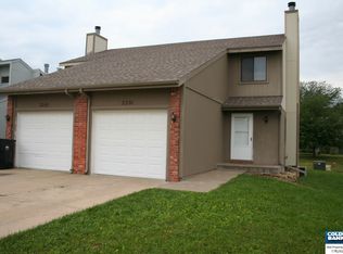 2201 SW Brandywine Ln, Topeka, KS 66614