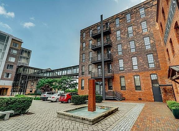 2nd image of 251 Rocketts Way Unit 310