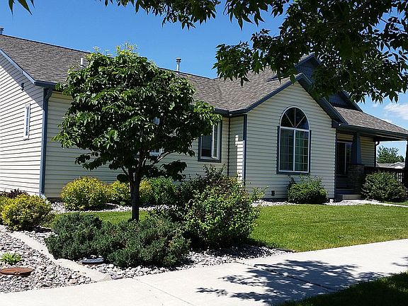 3rd image of 2697 Mary Jane Blvd