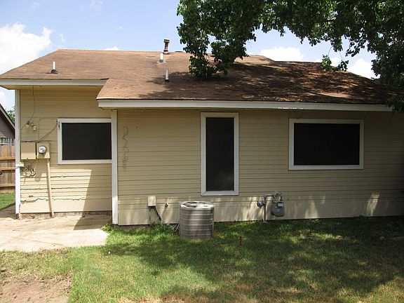 5th image of 19917 Stoney Haven Dr