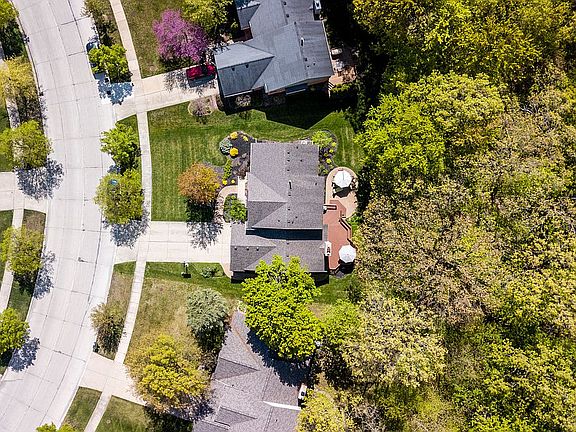 4th image of 45580 White Pines Dr
