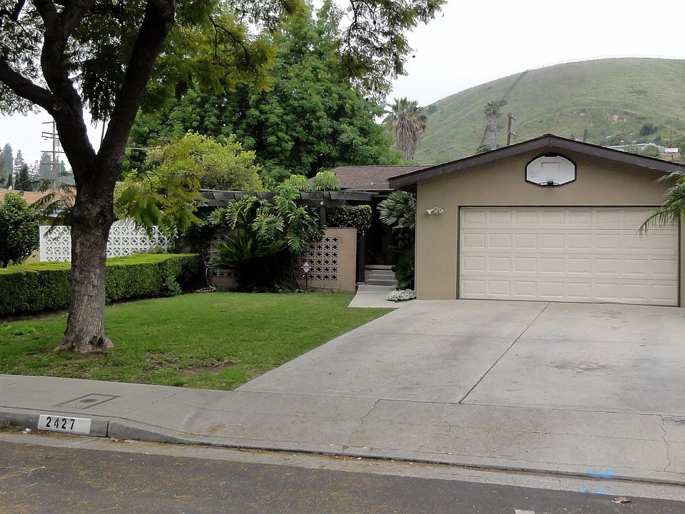 2427 McPherson Place