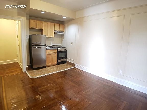 2nd image of 267 Edgecombe Ave APT 2H