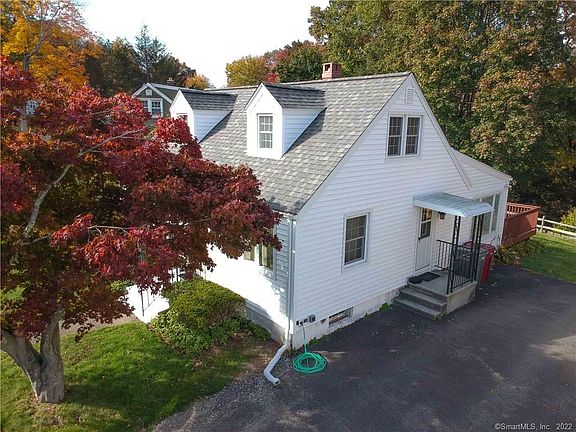2nd image of 395 Quinn St