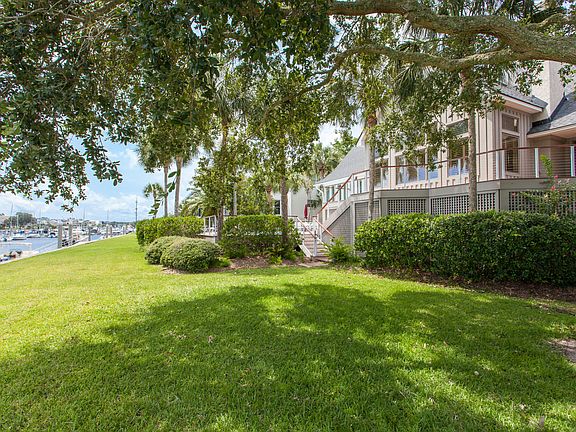 5th image of 47 Waterway Island Dr