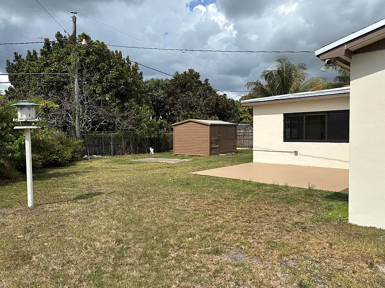 20320 SW 110th Ct — Photo 4