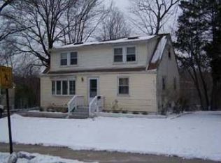 76 Hillairy Ave, Morristown, NJ 07960