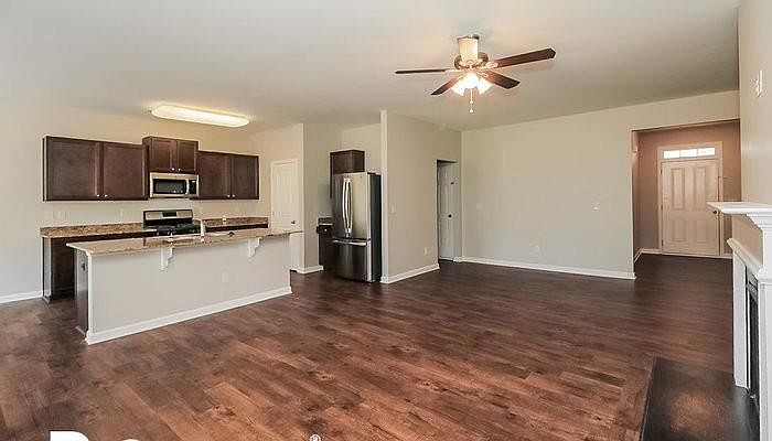 2nd image of 14 Ivey Meadow Dr