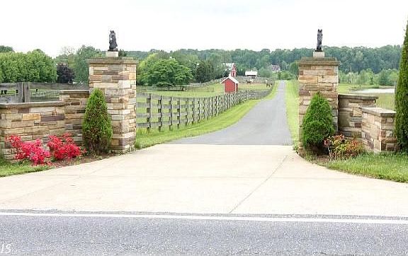 3rd image of 5310 Ijamsville Rd