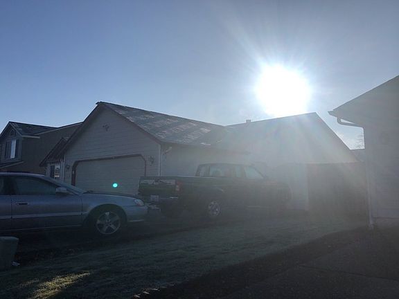 2nd image of 15619 NE 71st St