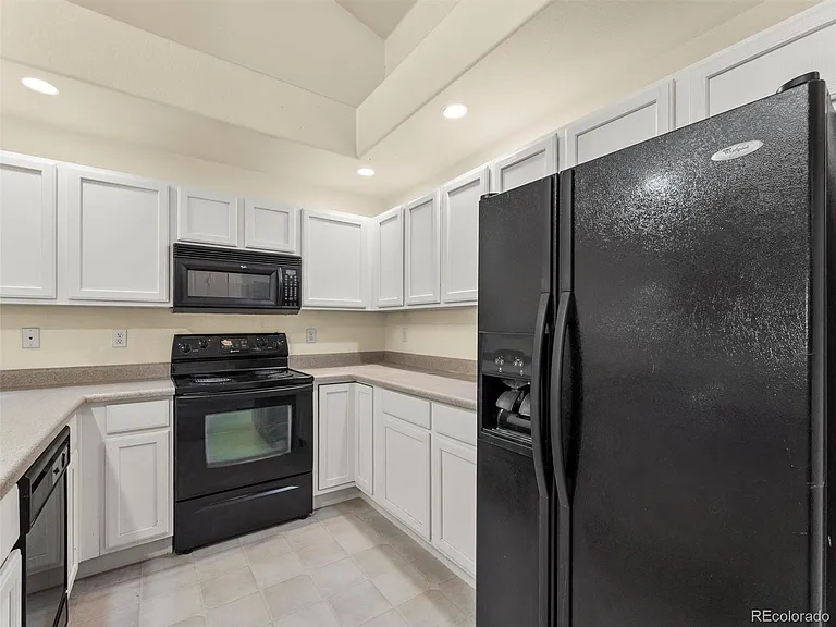 5800 Tower Rd #406 — Photo 12