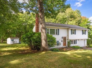 2 Ashland St, Holliston, MA 01746