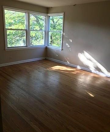 2nd image of 6615 S Woodlawn Ave #214