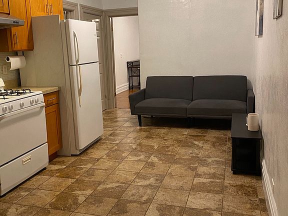 5th image of 2283-2285 46th Ave