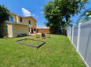 9001 Paragon Way, Boynton Beach, FL 33472
