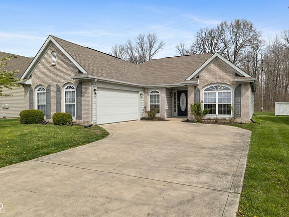 2nd image of 6846 Emerald Bay Ln