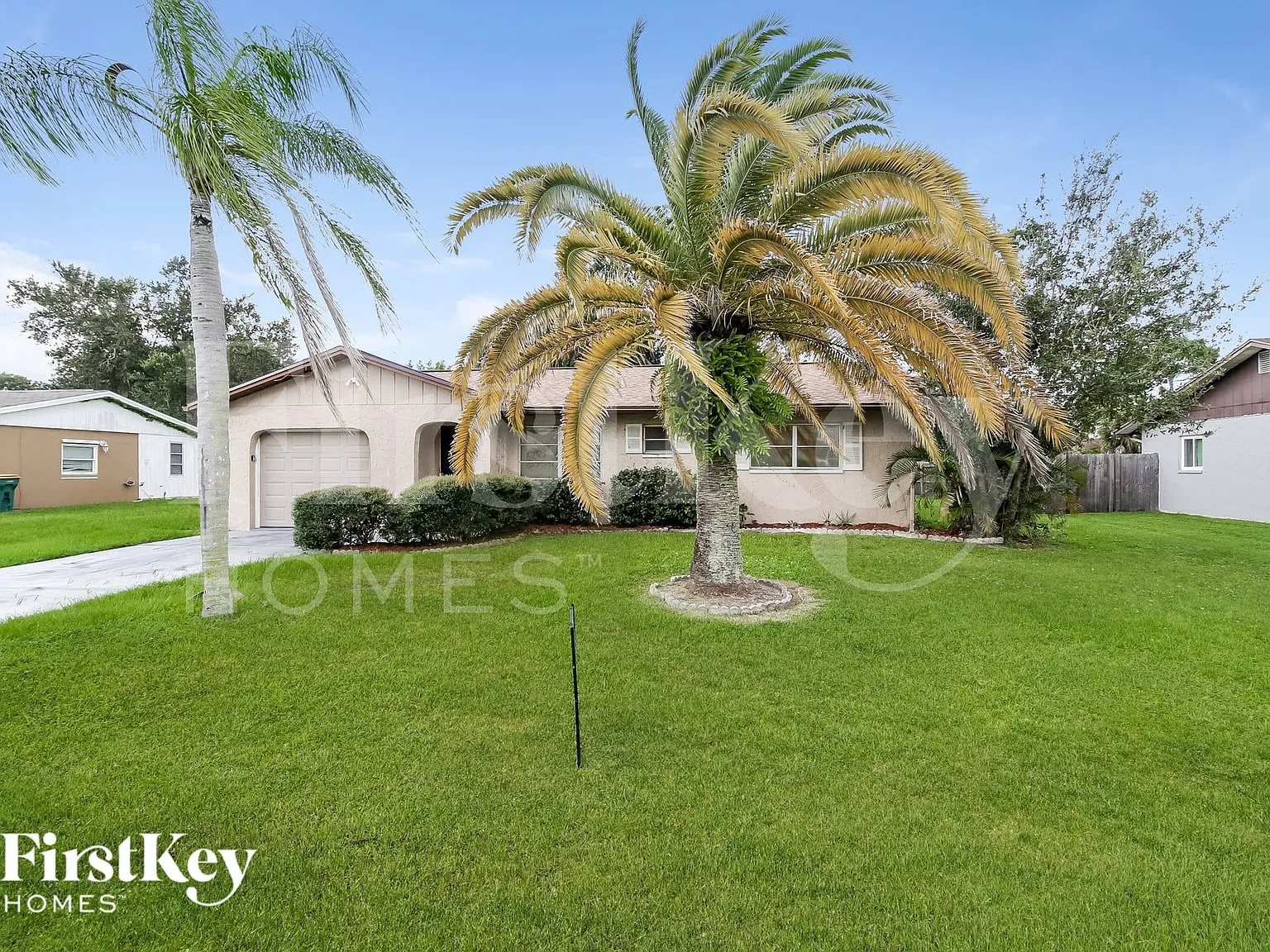 3 bed, 2.0 bath, 1228 sqft, $1,990 — Photo 2