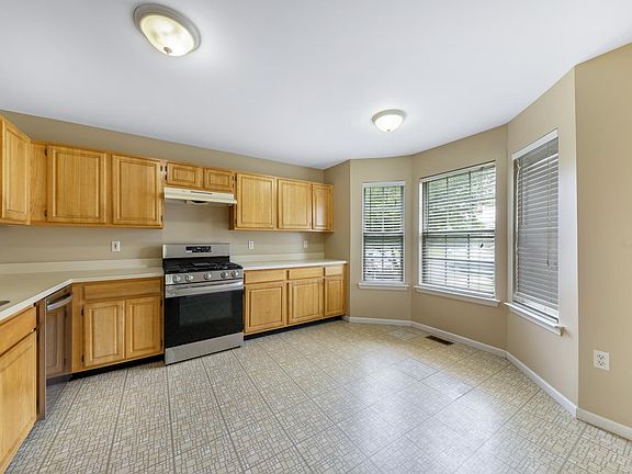 3rd image of 7 Jill Ct #2107