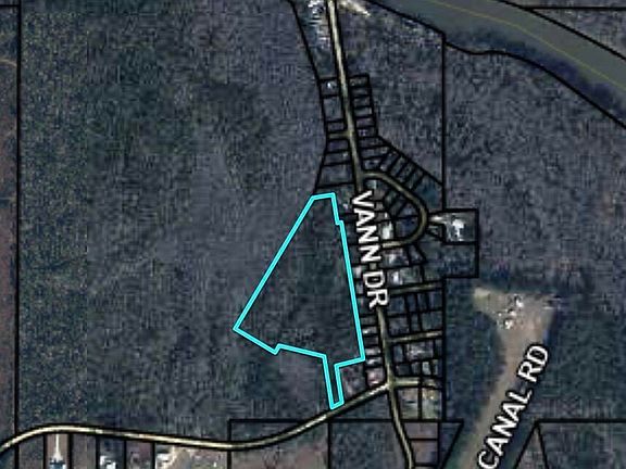 2nd image of Douglas Landing Rd