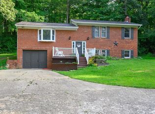 3357 Number 9 Rd, Blanchester, OH 45107