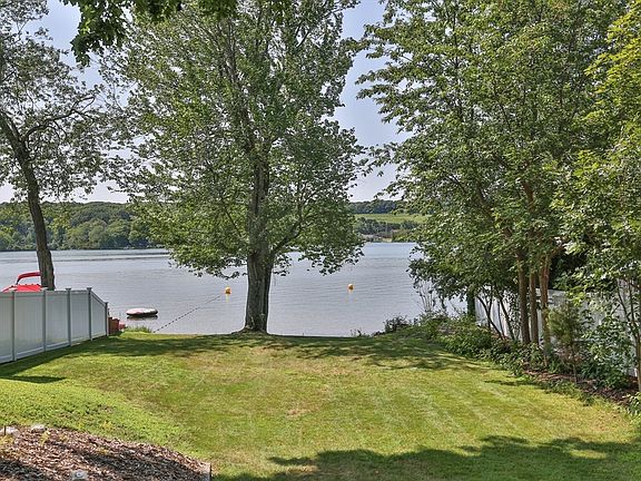 2nd image of 108 Lakeshore Dr