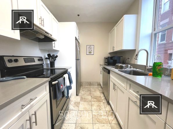 6 Davis Ave #2C