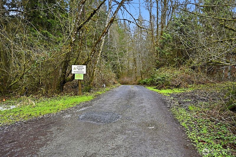 4th image of 19115 238th Avenue NE