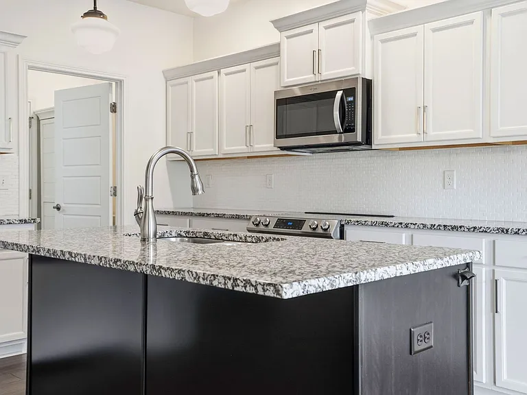 2035 Prestwick Pl — Photo 17