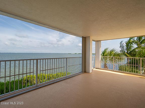 3rd image of 7048 Sevilla Ct Unit 303