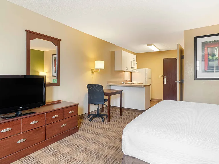 Studio Suite - 1 King Bed