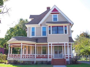 20 Dartmouth St, Springfield, MA 01109