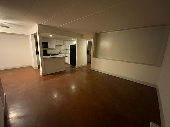 3rd image of 1503 Anthony St #102
