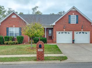 254 Walbrook Dr, Gallatin, TN 37066