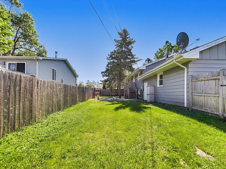 25378 W Park Ct — Photo 38