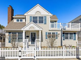 125 E 34th St, Long Beach Township, NJ 08008