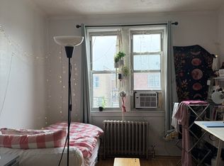 25-86 48th St #2R, Astoria, NY 11103