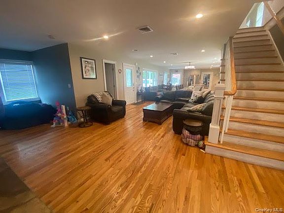 3rd image of 4 Harrison Avenue