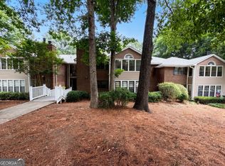 507 Barrington Hills Dr, Sandy Springs, GA 30350