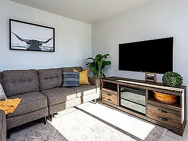 Union Estates — Photo 4