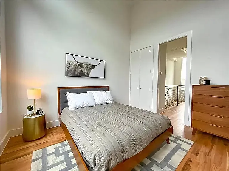 2603 Calvin St #102 — Photo 2
