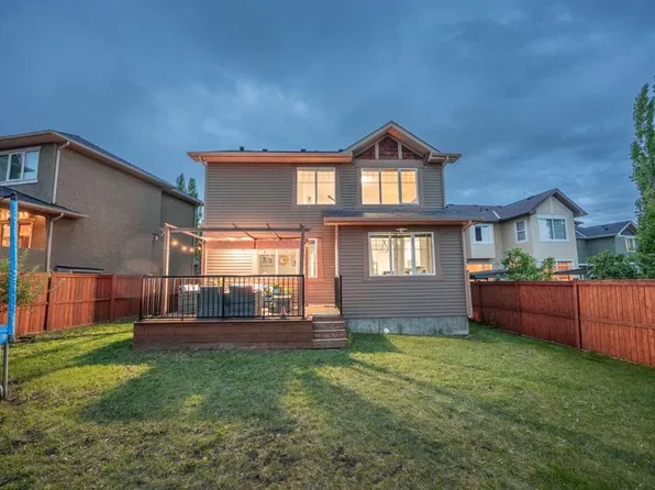 575 NE Evergreen Cir SW, Calgary, AB T2Y 0C1