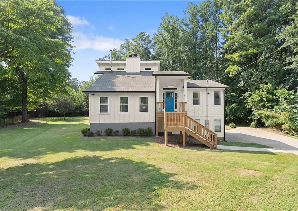 1st image of 404 Way Bridge Ct NE