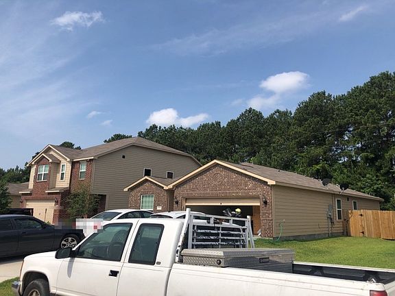 2nd image of 10547 Pine Landing Dr