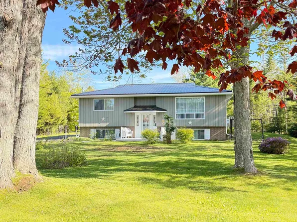 567 W River Dr, Durham, NS B0K 1H0