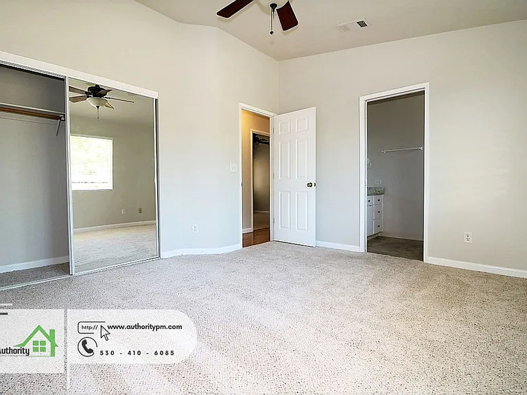 3657 Santa Rosa Way — Photo 17