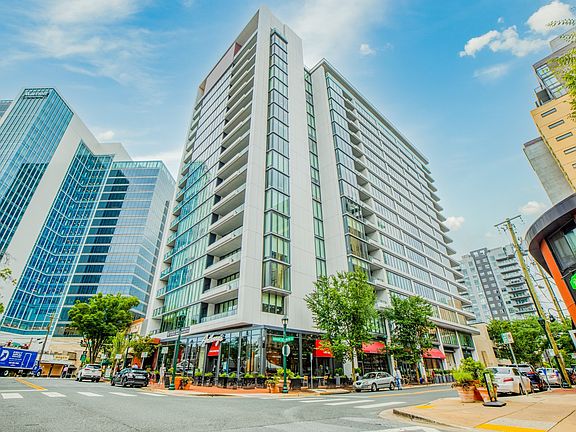 Designed by the award winning, FXFOWLE Architects