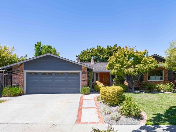 3rd image of 1561 Kingsgate Dr