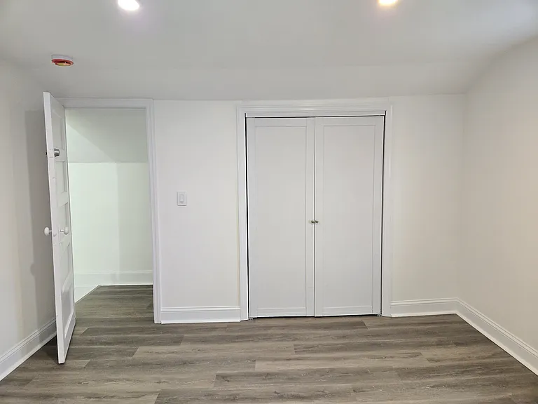 1311 Park Ave #2 — Photo 16