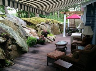 1 Moses Hill Rd, Manchester, MA 01944