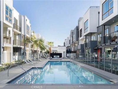 206 Placemark, Irvine, CA, 92614